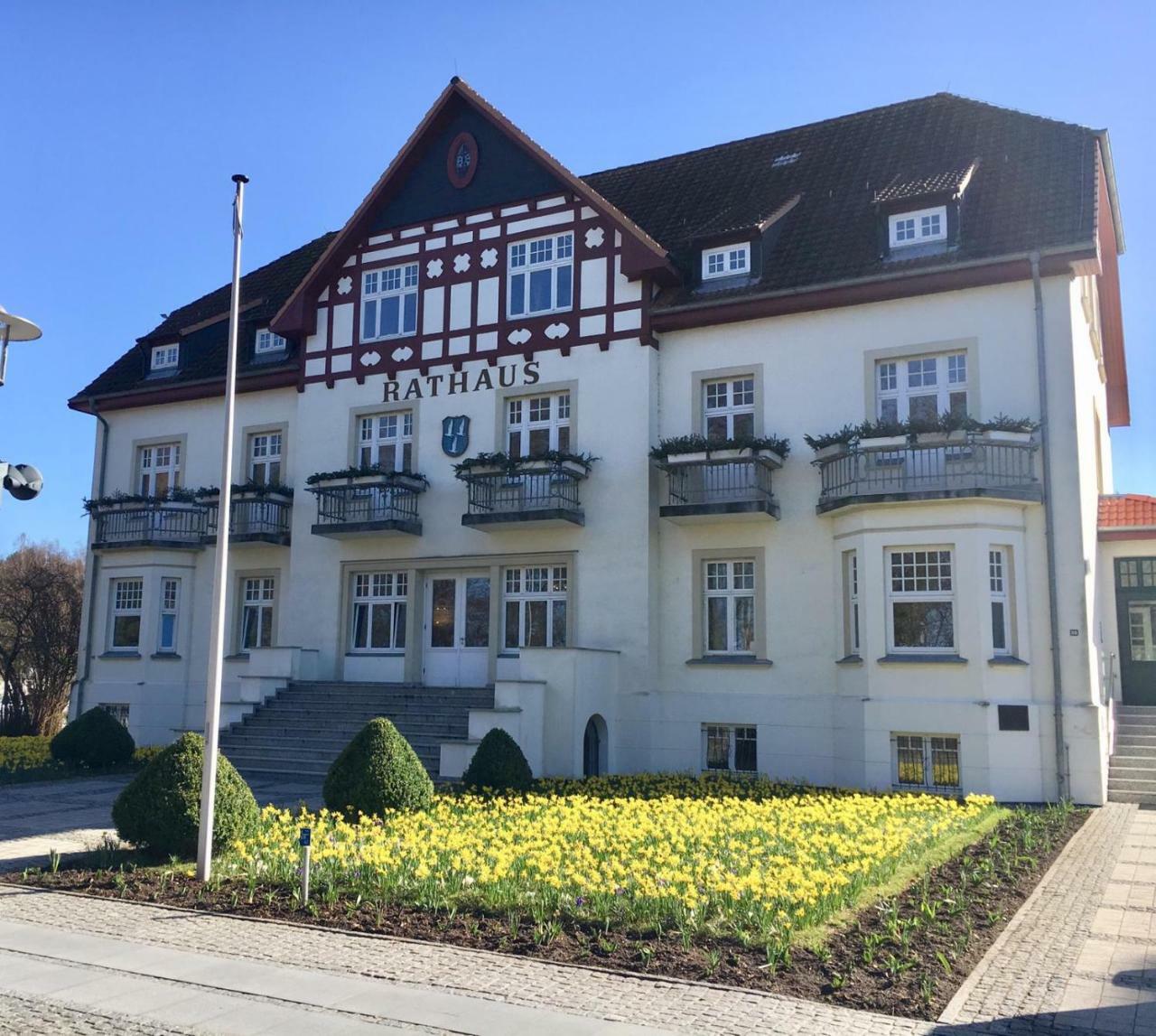 Fewo Strandstrasse - Fuehrt Auf Die Schoene Ostsee-Seebruecke Кюлунгсборн Екстер'єр фото